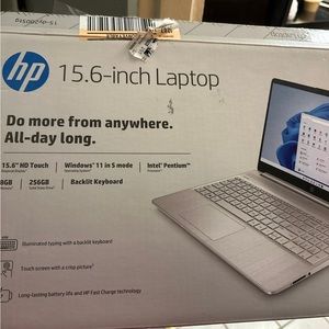 15.6 inch HP Laptop